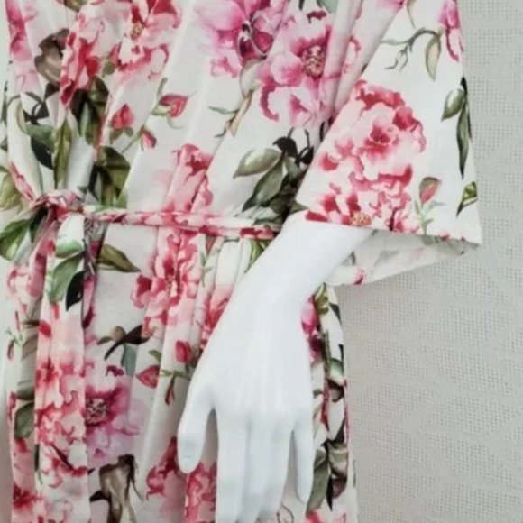 Show Me Your Mumu | Garden of Blooms | Brie Robe - Picture 6 of 6